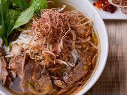 Hình ảnh Cô Gái Bún Bò - Hoàng Hoa Thám