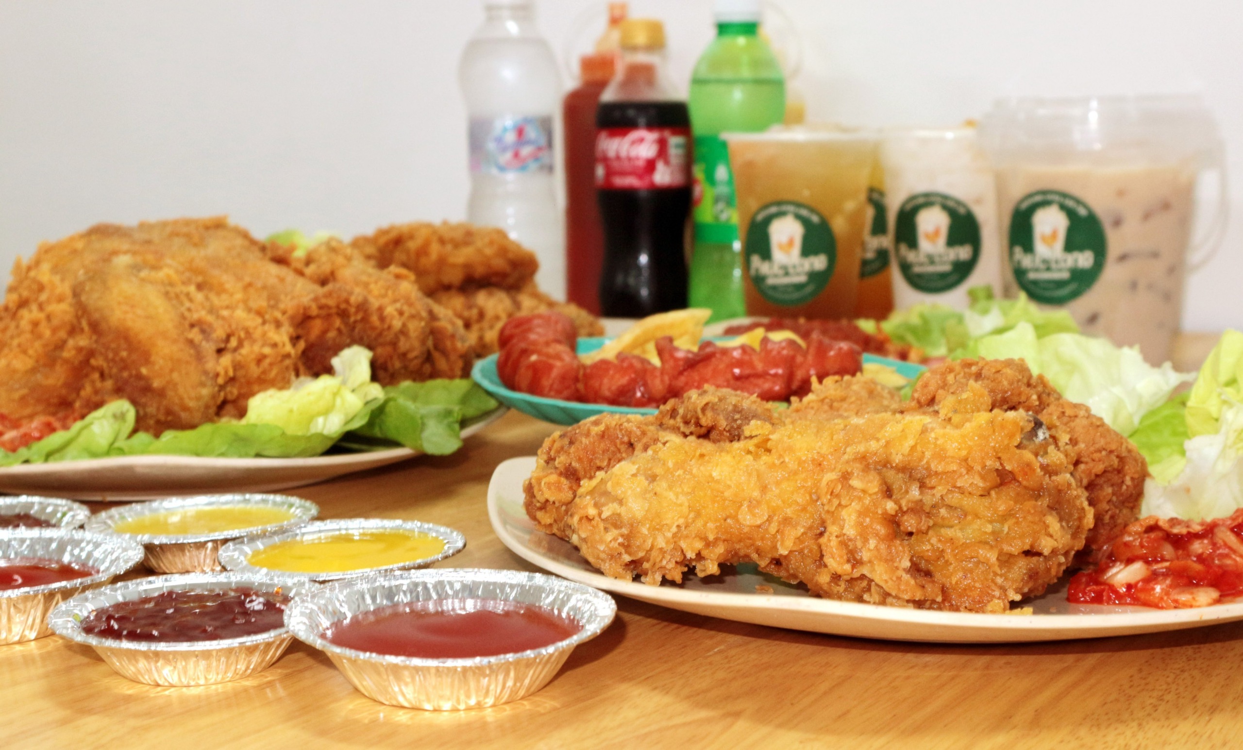 phuc-long-chicken-milktea-huynh-tan-phat