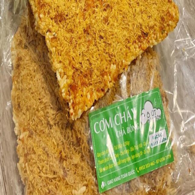 co-ut-sai-gon-com-chay-cha-bong-phan-tay-ho