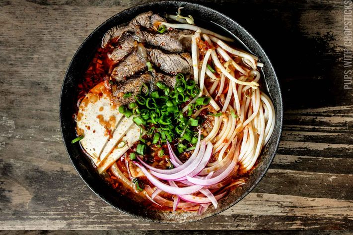 bun-bo-hue-co-vy-nguyen-bieu