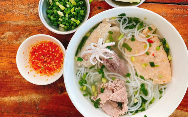 thanh-hung-bun-quay-phu-quoc-song-hanh