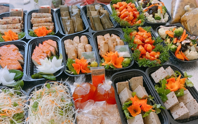 com-chay-au-lac-uong-lang