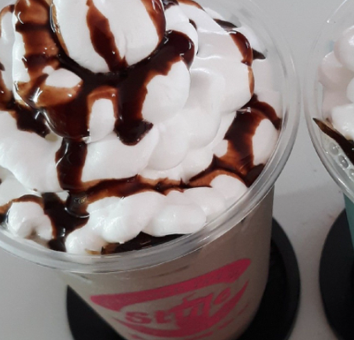 style-tra-sua-sinh-to-ha-ac