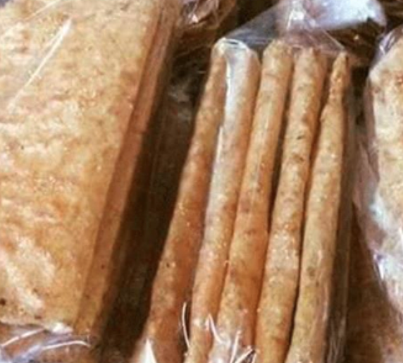 phuc-huy-banh-a-banh-tay-ba-hat