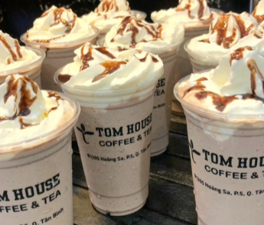 tom-house-coffee-tea-thuc-uong-an-vat-hoang-sa