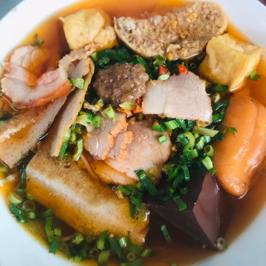 bun-rieu-cua-trung-muc-142-nguyen-van-linh