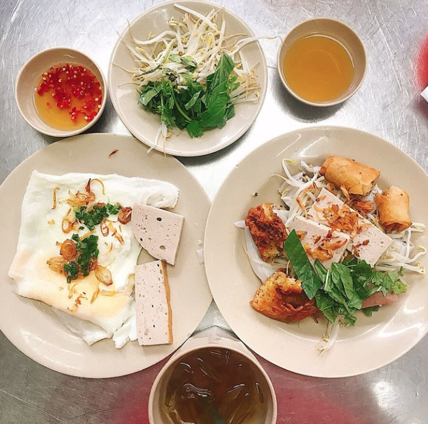 gia-bao-banh-cuon-nong-banh-uot