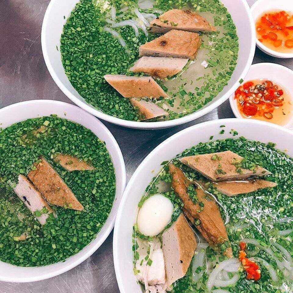 Đỗ-Quán---Bánh-Canh-Hẹ-Chả-Cá-Phú-Yên---Cách-Mạng-Tháng-8