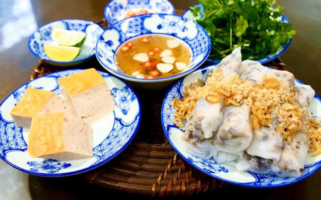 quan-banh-cuon-nong-chi-ha-cong-lo