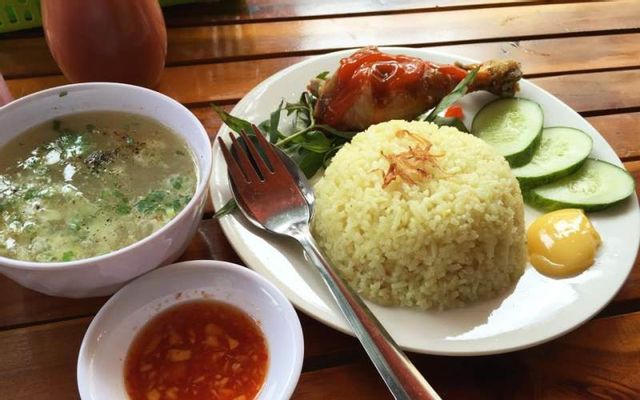 com-ga-nha-trang-bui-inh-tuy