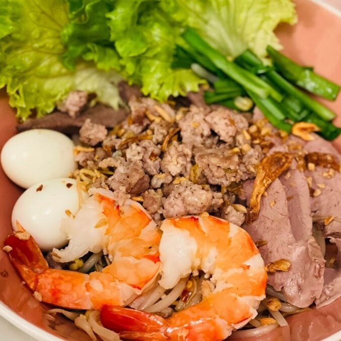 a-hung-com-tam-bun-thit-nuong-chung-cu-nhieu-loc-b