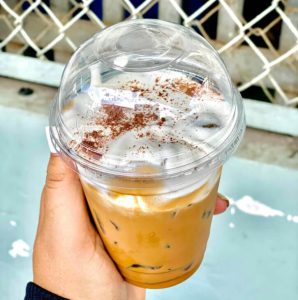 pinpon-tra-sua-an-vat-hoa-bang