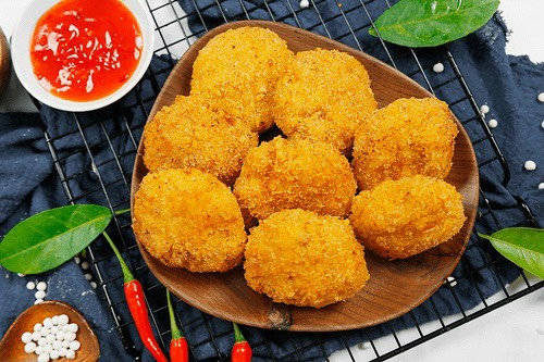 banh-ga-tien-tien-ta-quang-buu