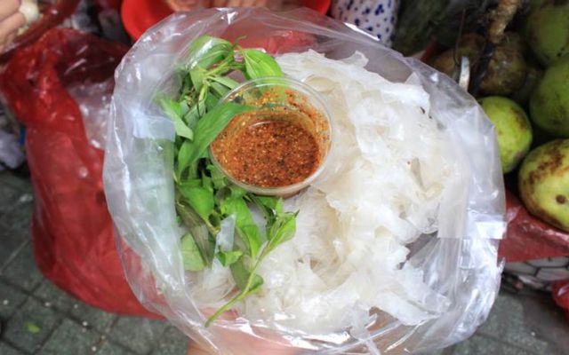 banh-trang-cham-di-hang-oan-van-bo
