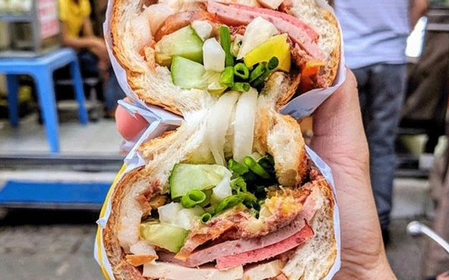 banh-mi-huynh-hoa-26-le-thi-rieng