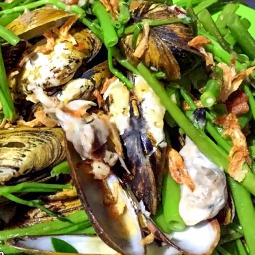 Chem chép xào rau muống