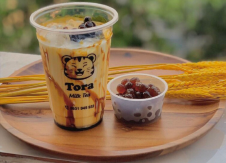 tora-milk-tea-tra-sua-an-vat-pham-van-bach