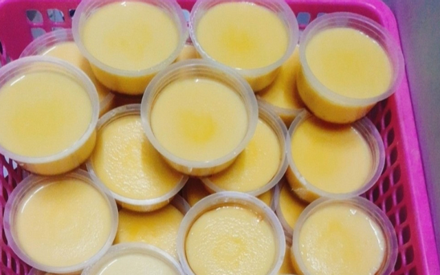 bep-cua-mun-banh-flan-an-vat-pham-van-hai