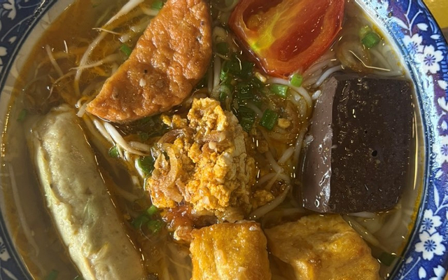 bun-rieu-cua-ong-canh-bun-ien-bien-phu