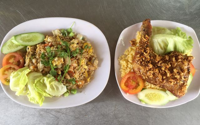 ngoc-diem-com-chien-ga-xoi-mo-man-thien