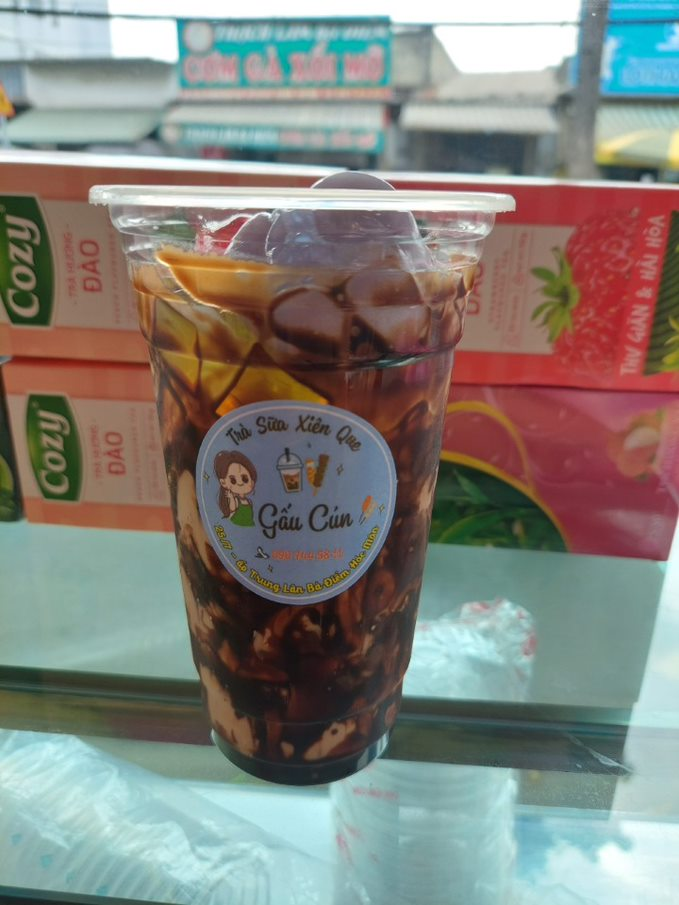 tra-sua-gau-cun-nguyen-anh-thu