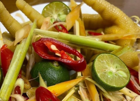 quan-trang-lau-nhau-em-bui-quoc-khai