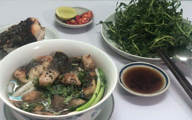 ma-thuy-quan-banh-canh-bot-gao-ca-loc-ngo-tat-to