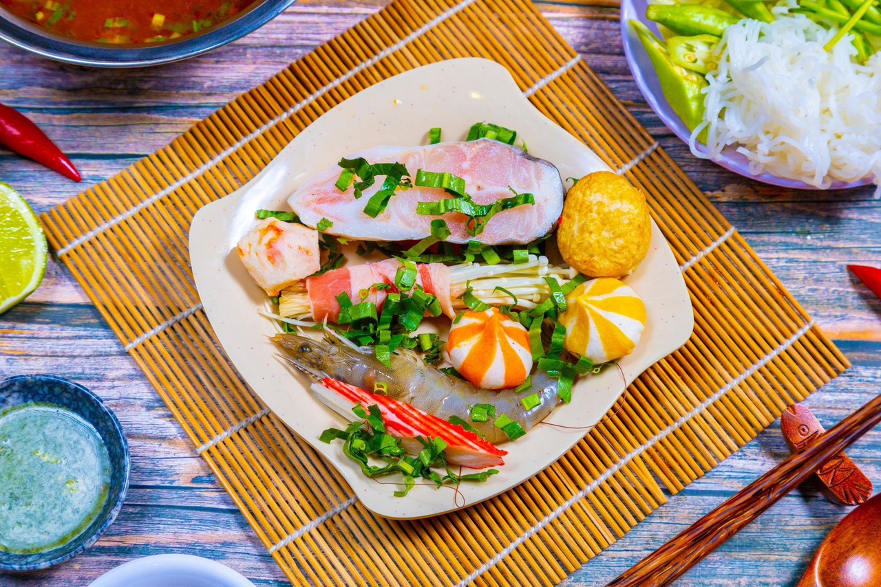 Huy-Lợi-Quán---Lẩu-&-Bò-Sốt-Hàu-Hàn-Quốc---Nguyễn-Thiện-Thuật