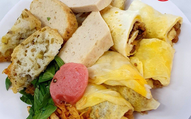 banh-cuon-co-khiet-bac-hai