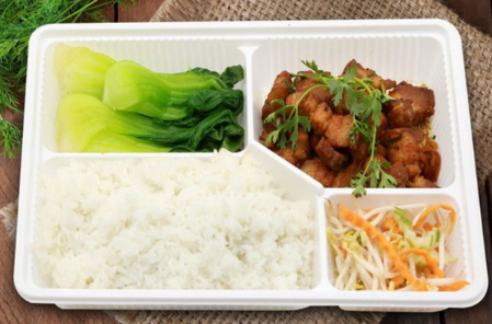 com-trua-hai-mung-thong-nhat