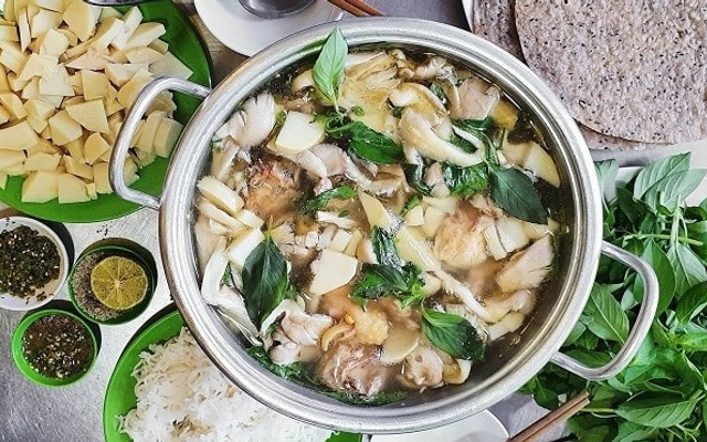 Lẩu-Gà-Lá-É-7-Hiền---Kênh-Tân-Hóa
