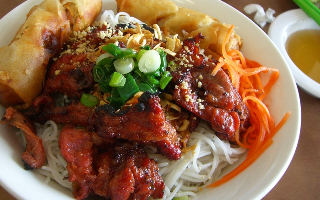 bun-thit-nuong-hieu-map-uong-197